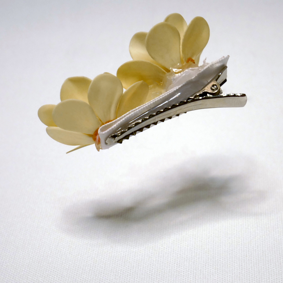 Vintage Plastic Flower Clip By Ilona