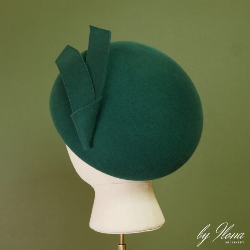 Bottle Green Spear Beret - Image 4