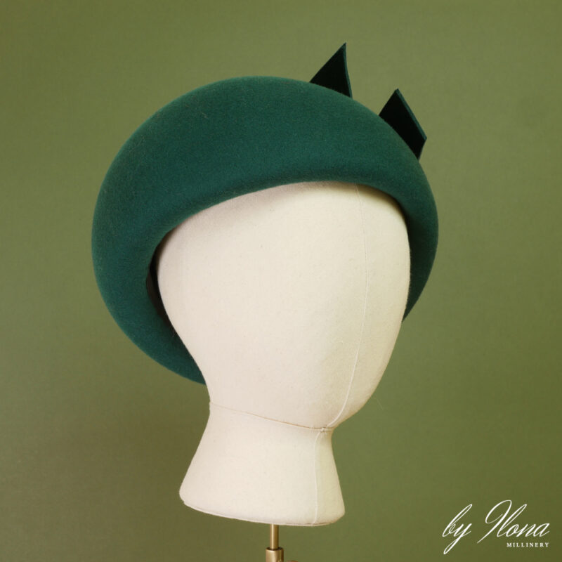 Bottle Green Spear Beret - Image 3